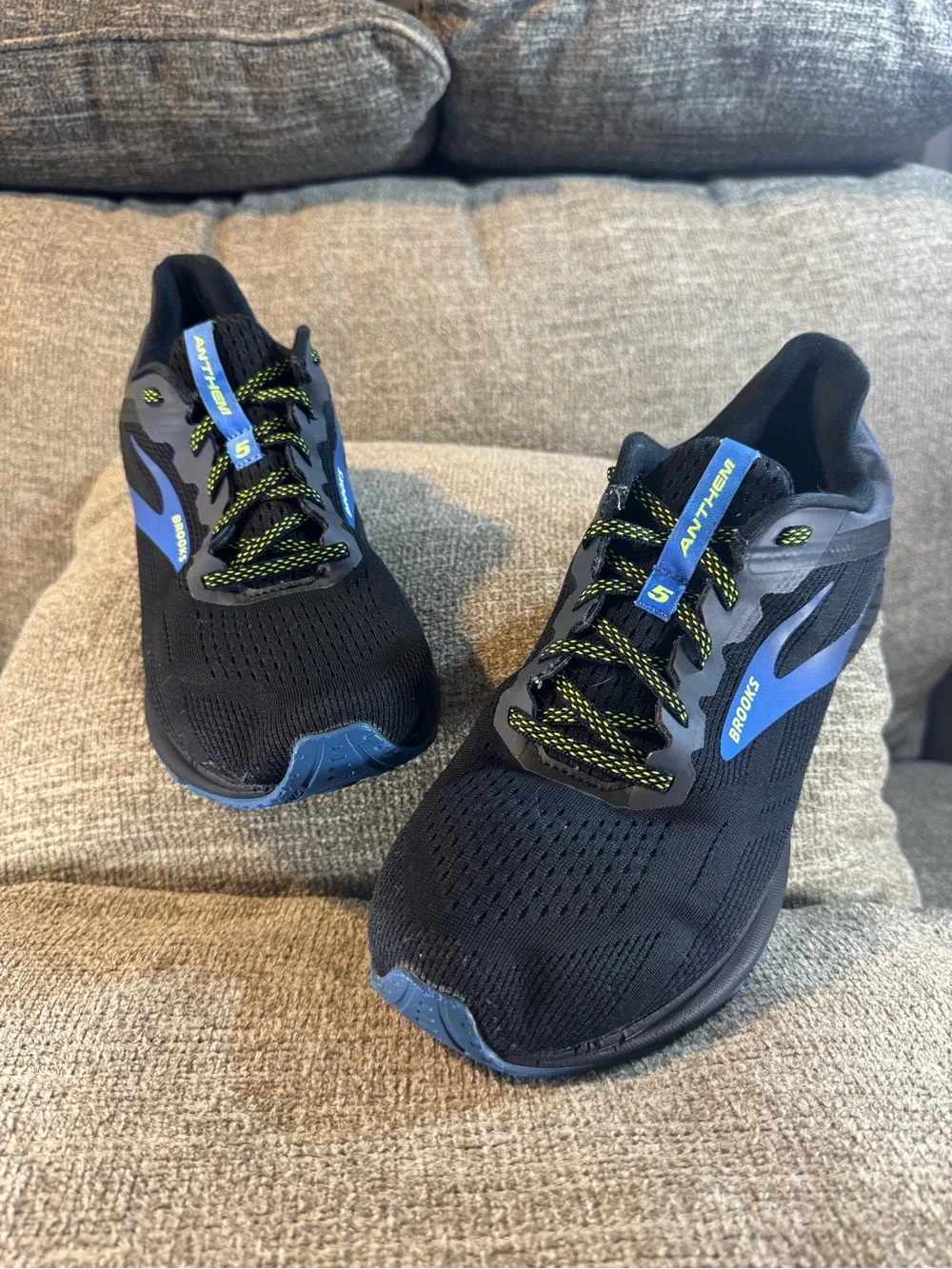 Brooks Anthem 5 Men’s running shoes Black/Ebony/Blue 1103781D064 Size 10.5